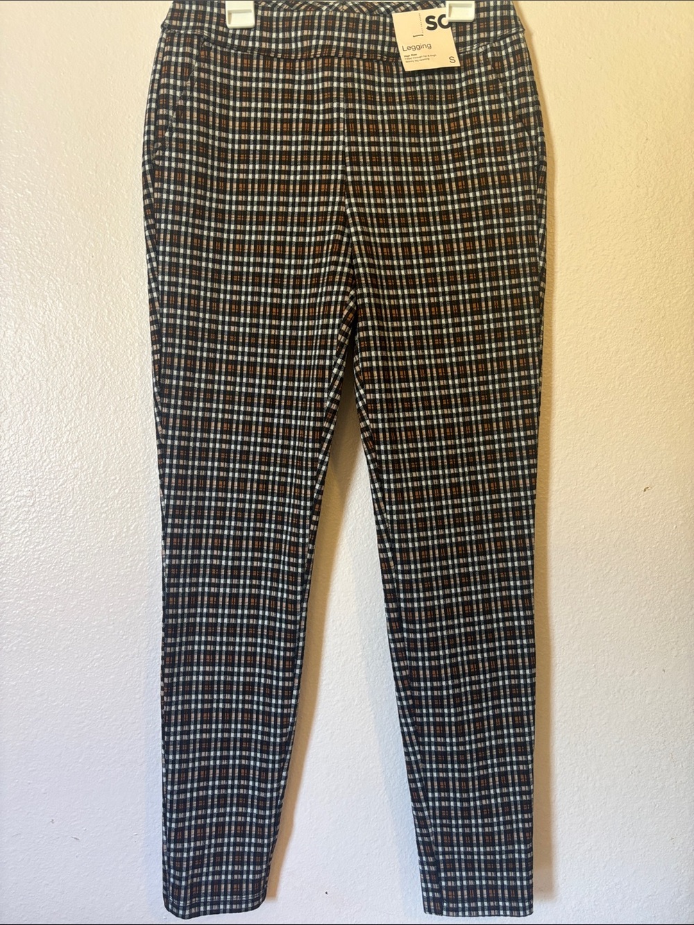 SO Woman’s Plaid Pants High-Rise, Size S NWT